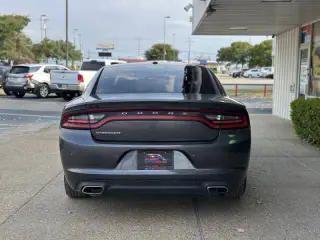 2016 Dodge Charger SE