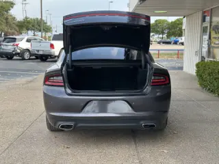 2016 Dodge Charger SE