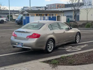 2009 INFINITI G37 Sedan Journey