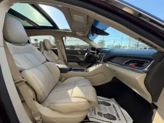 2017 Lincoln Continental Reserve