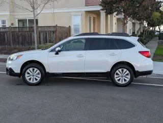2017 Subaru Outback Premium