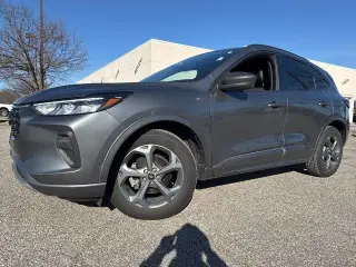 Ford Escape Hybrid 2023 ST-Line SUV de 4 puertas