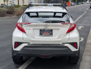 2018 Toyota C-HR XLE Premium