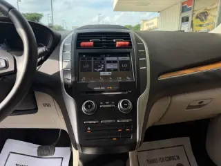 2019 Lincoln MKC Select