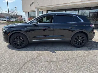 Lincoln Nautilus 2023 AWD Reserve 4dr SUV