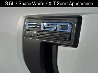 Ford F-150 2022 4x4 Lariat 4dr SuperCrew 6.5 ft. SB