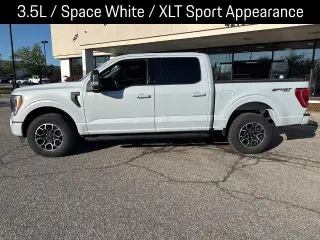 Ford F-150 2022 4x4 Lariat 4dr SuperCrew 6.5 ft. SB