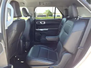 Ford Explorer 2022 AWD XLT 4dr SUV