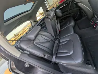 2010 Audi Q7 3.0L TDI Prestige