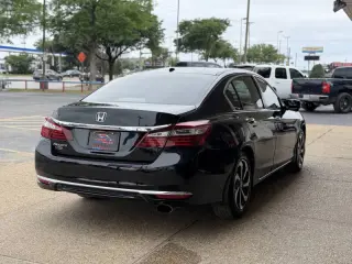 2017 Honda Accord EX