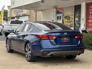 2020 Nissan Altima 2.5 SR