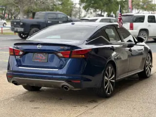 2020 Nissan Altima 2.5 SR