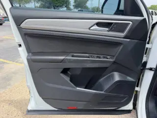 2018 Volkswagen Atlas V6 Launch Edition
