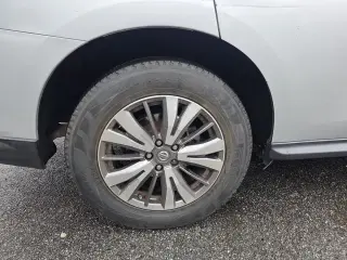 2019 Nissan Pathfinder SV