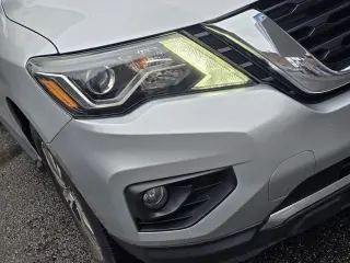 2019 Nissan Pathfinder SV