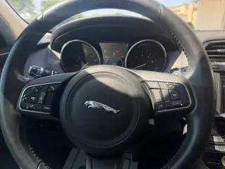 2018 Jaguar F-PACE 25t Premium