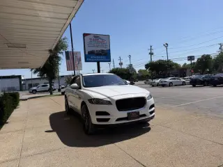 2018 Jaguar F-PACE 25t Premium