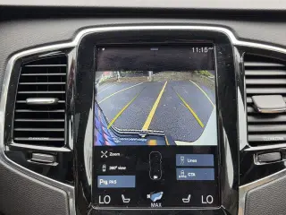 2016 Volvo XC90 T6 Momentum