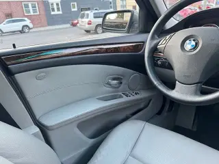 2009 BMW 5 Series 528i xDrive