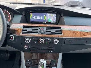 2009 BMW 5 Series 528i xDrive