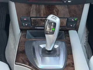 2009 BMW 5 Series 528i xDrive
