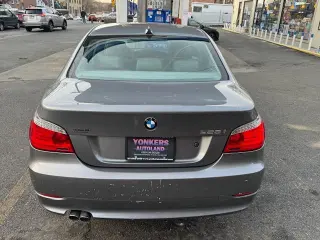 2009 BMW 5 Series 528i xDrive