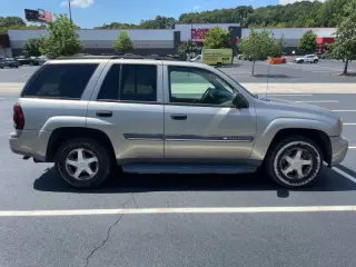 2002 Chevrolet TrailBlazer LT