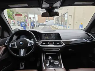 2020 BMW X5 M50i