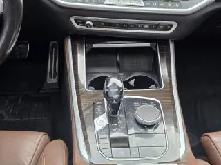 2020 BMW X5 M50i