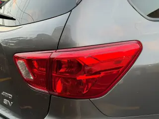 2019 Nissan Pathfinder SV