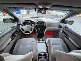 2005 Toyota Sienna CE