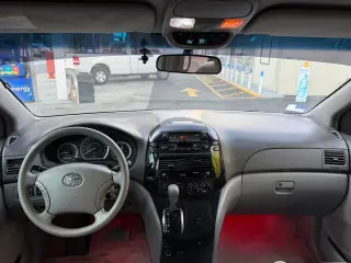 2005 Toyota Sienna CE