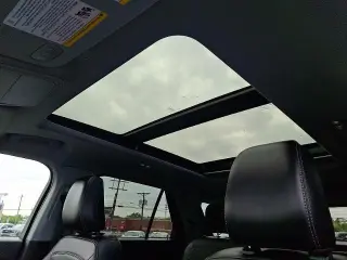 Ford Explorer 2023 AWD XLT 4dr SUV