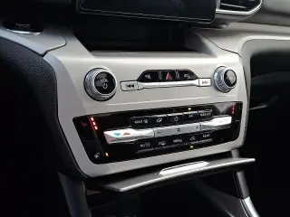 Ford Explorer 2023 AWD XLT 4dr SUV
