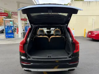 2017 Volvo XC90 Momentum