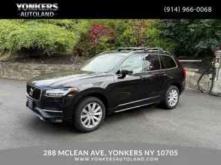 2017 Volvo XC90 Momentum