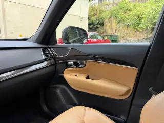 2017 Volvo XC90 Momentum