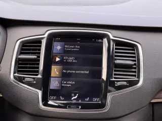2017 Volvo XC90 Momentum