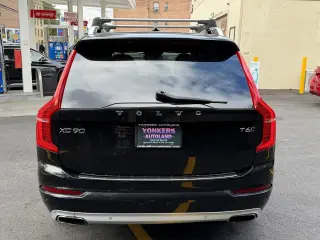 2017 Volvo XC90 Momentum