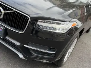 2017 Volvo XC90 Momentum