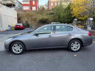2013 INFINITI G37 Sedan x
