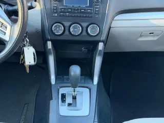 2014 Subaru Forester 2.5i
