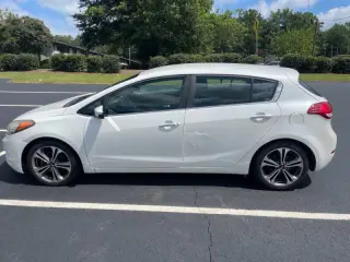 2016 Kia Forte5 LX