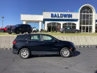 Chevrolet Equinox 2022 4x4 LS 4dr SUV w/1FL