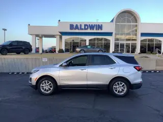 Chevrolet Equinox 2022 4x4 LT 4dr SUV w/2FL