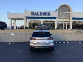 Chevrolet Equinox 2022 4x4 LT 4dr SUV w/2FL