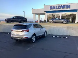 Chevrolet Equinox 2022 4x4 LT 4dr SUV w/2FL