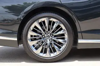 2020 Lexus LS 500 