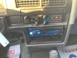 Toyota Pickup 1989 2dr Deluxe 4WD Standard Cab LB