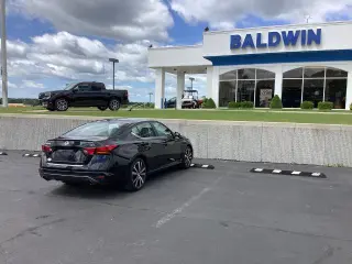 Nissan Altima 2021 2.5 SR 4dr Sedan